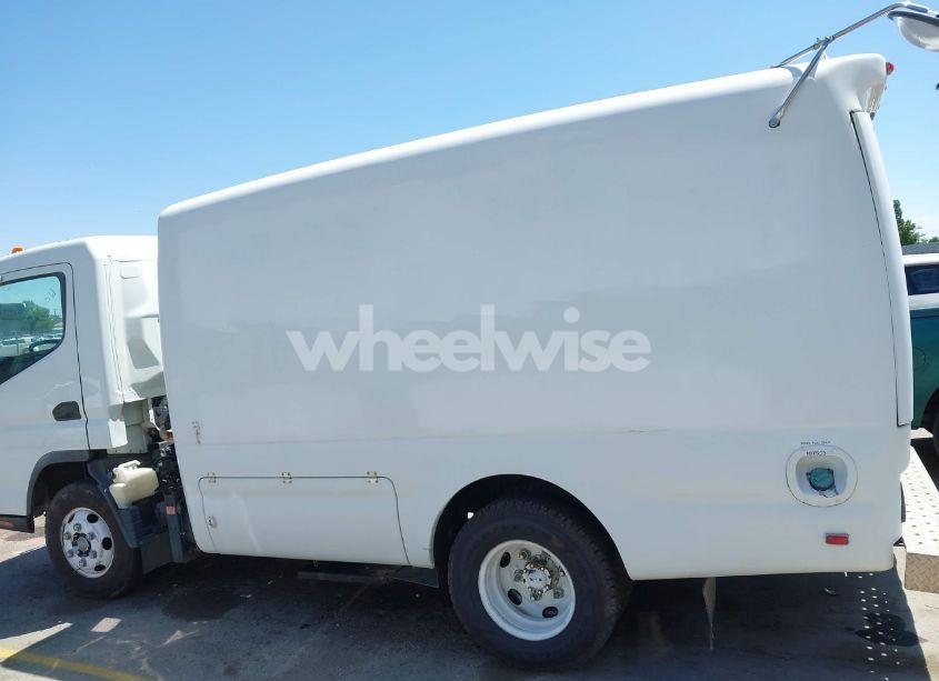 Photo 14 of 2010 Mitsubishi Fuso TRUCK FE 84D (VIN JL6BBD1S5AK004293)