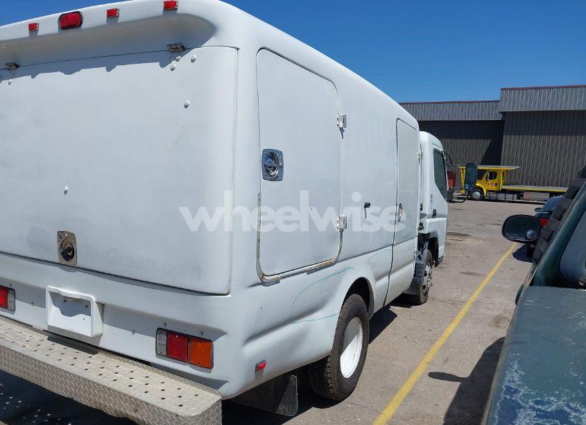 Photo 4 of 2010 Mitsubishi Fuso TRUCK FE 84D (VIN JL6BBD1S5AK004293)