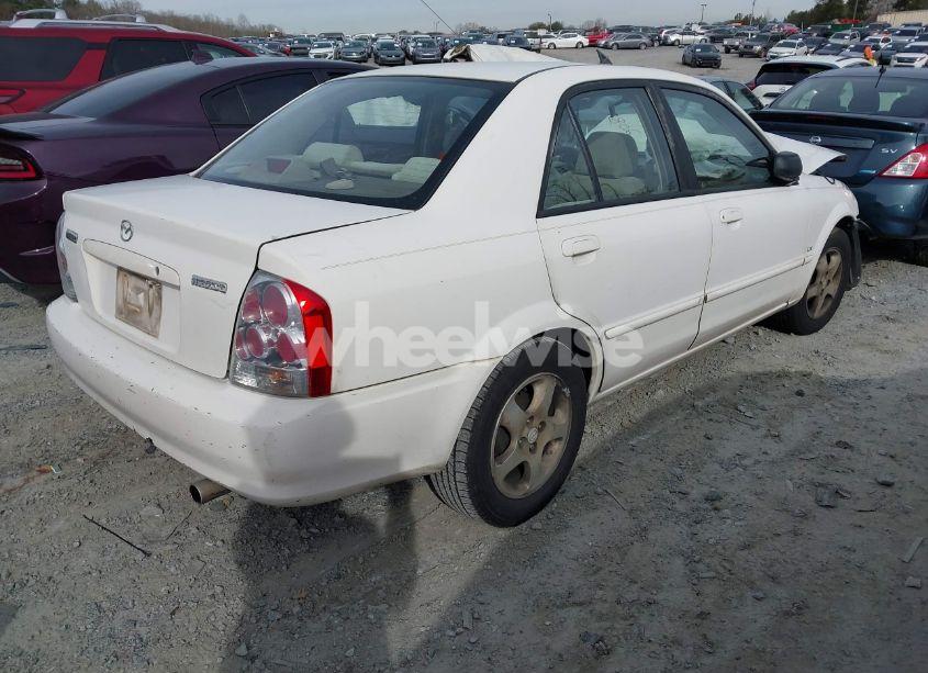 Photo 4 of 2000 Mazda Protege DX/LX (VIN JM1BJ2221Y0208156)