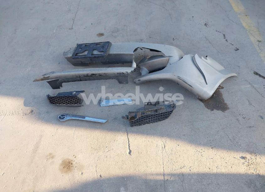 Photo 11 of 2000 Mazda Protege DX/LX (VIN JM1BJ2221Y0233672)