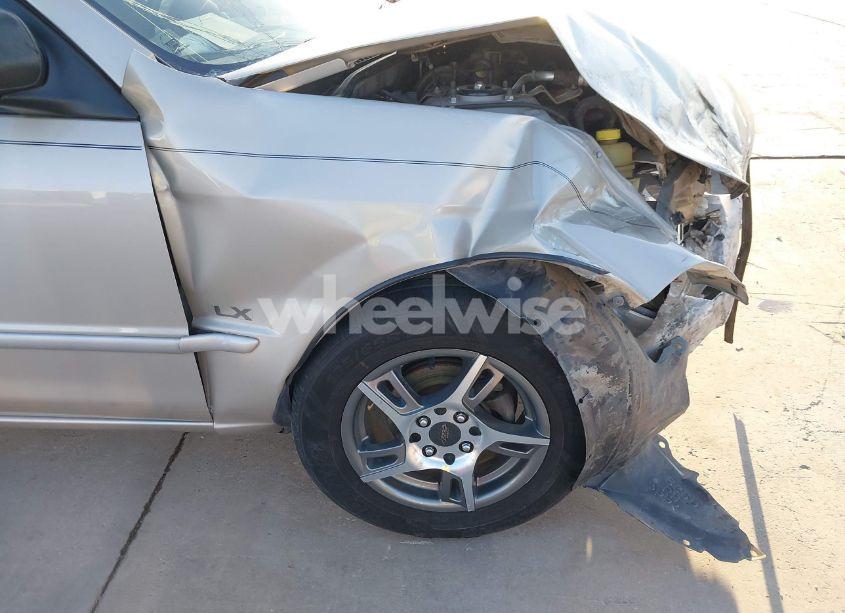 Photo 17 of 2000 Mazda Protege DX/LX (VIN JM1BJ2221Y0233672)