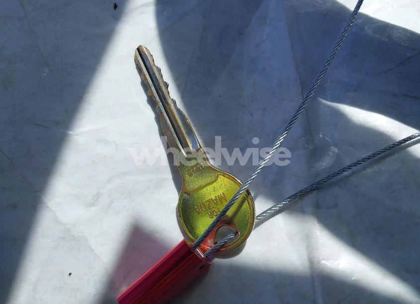 Photo 11 of 2000 Mazda Protege DX/LX (VIN JM1BJ2221Y0268907)