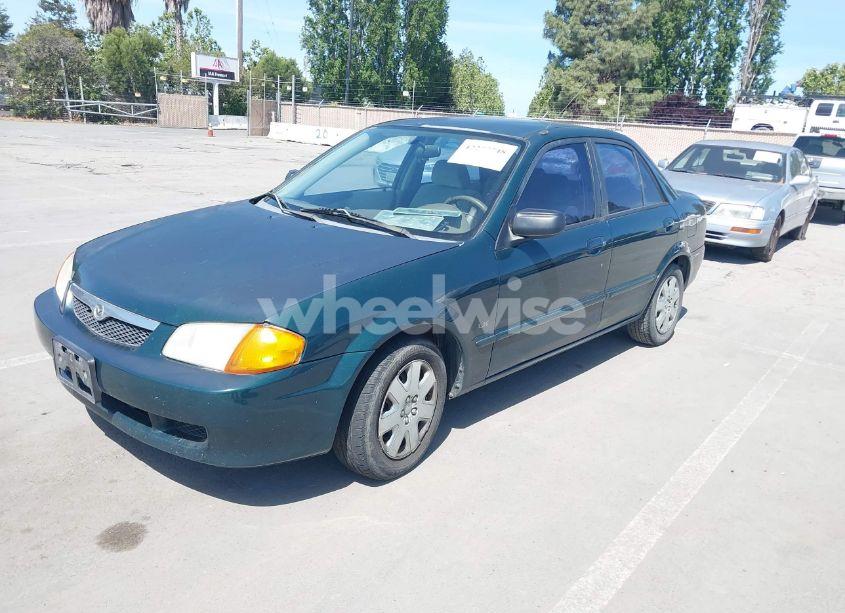 Photo 2 of 2000 Mazda Protege DX/LX (VIN JM1BJ2221Y0268907)