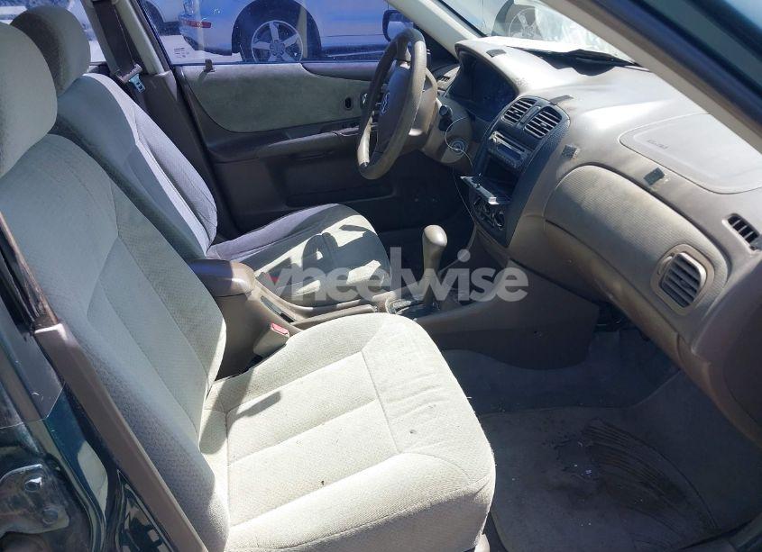 Photo 5 of 2000 Mazda Protege DX/LX (VIN JM1BJ2221Y0268907)