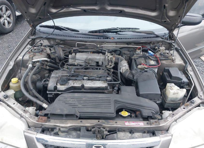 Photo 10 of 2000 Mazda Protege DX/LX (VIN JM1BJ2222Y0201958)