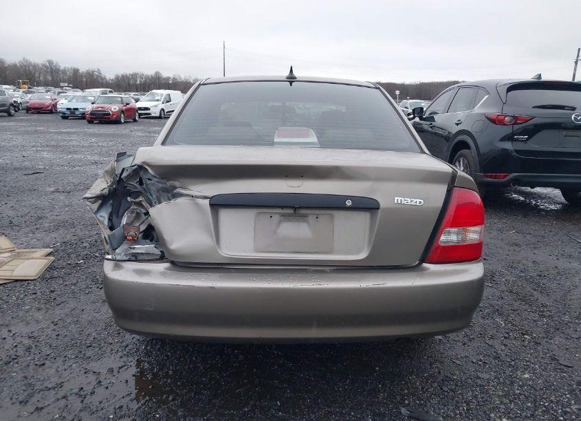 Photo 16 of 2000 Mazda Protege DX/LX (VIN JM1BJ2222Y0201958)