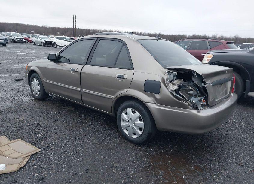 Photo 3 of 2000 Mazda Protege DX/LX (VIN JM1BJ2222Y0201958)