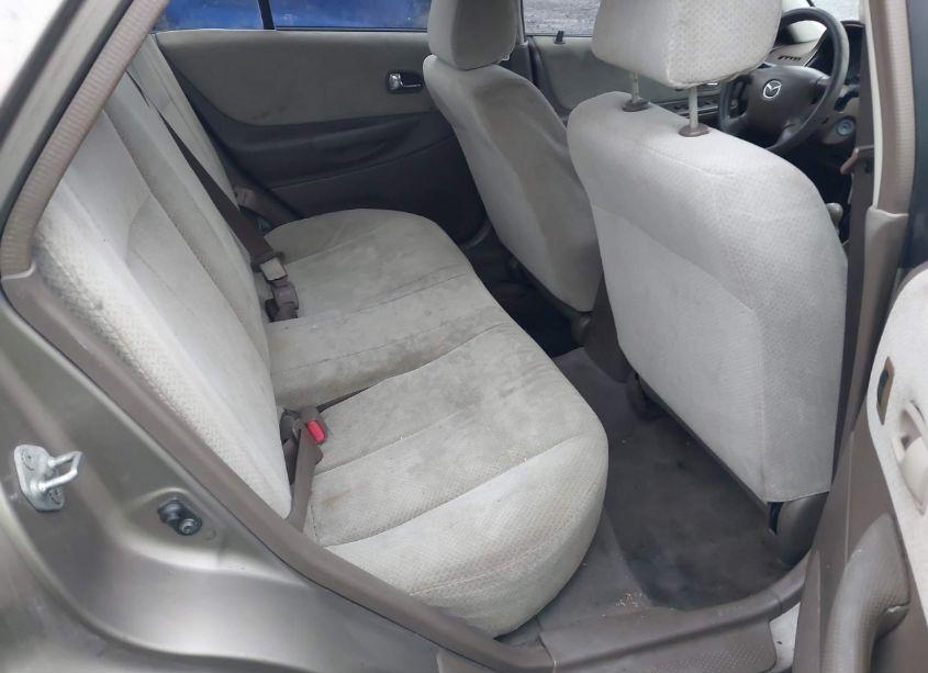 Photo 8 of 2000 Mazda Protege DX/LX (VIN JM1BJ2222Y0201958)