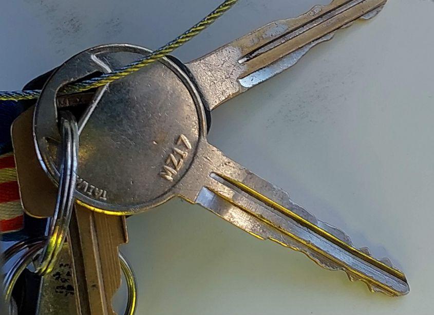 Photo 11 of 2000 Mazda Protege DX/LX (VIN JM1BJ2224Y0287337)