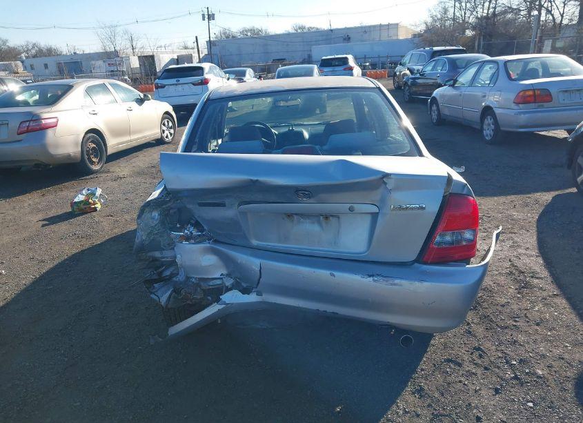 Photo 16 of 2000 Mazda Protege DX/LX (VIN JM1BJ2224Y0287337)