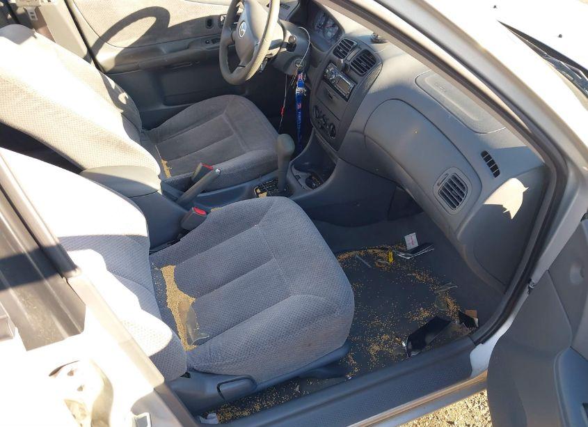 Photo 5 of 2000 Mazda Protege DX/LX (VIN JM1BJ2224Y0287337)