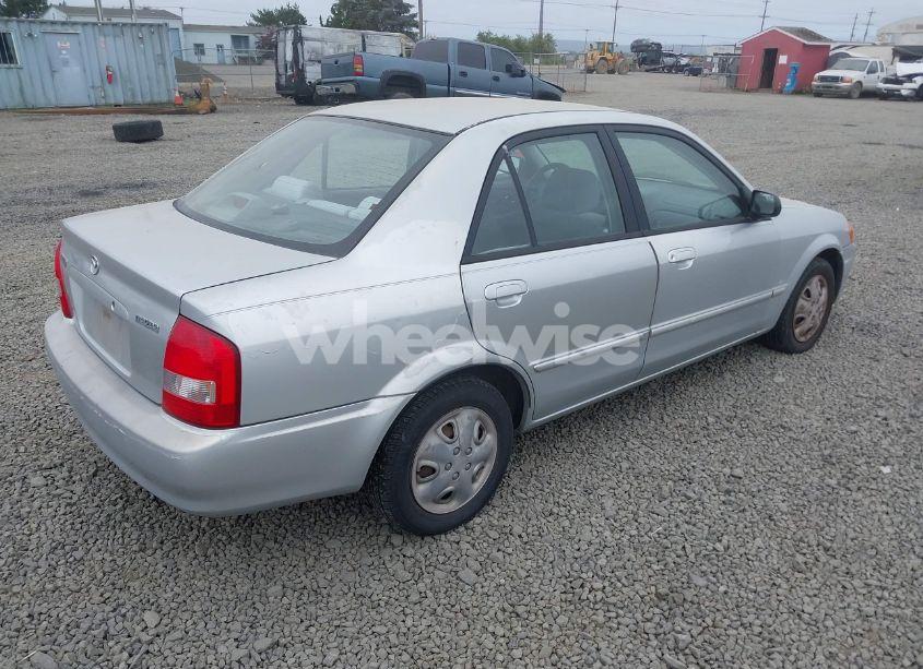 Photo 4 of 2000 Mazda Protege DX/LX (VIN JM1BJ2225Y0211691)