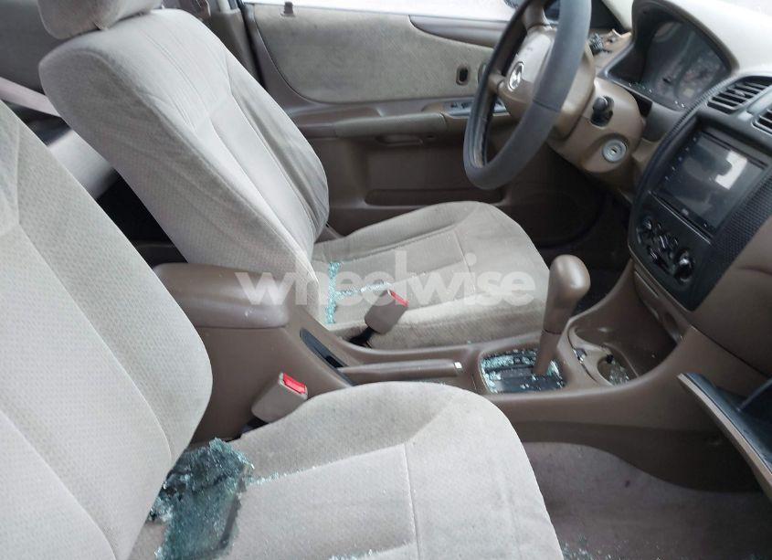 Photo 5 of 2000 Mazda Protege DX/LX (VIN JM1BJ2225Y0255349)