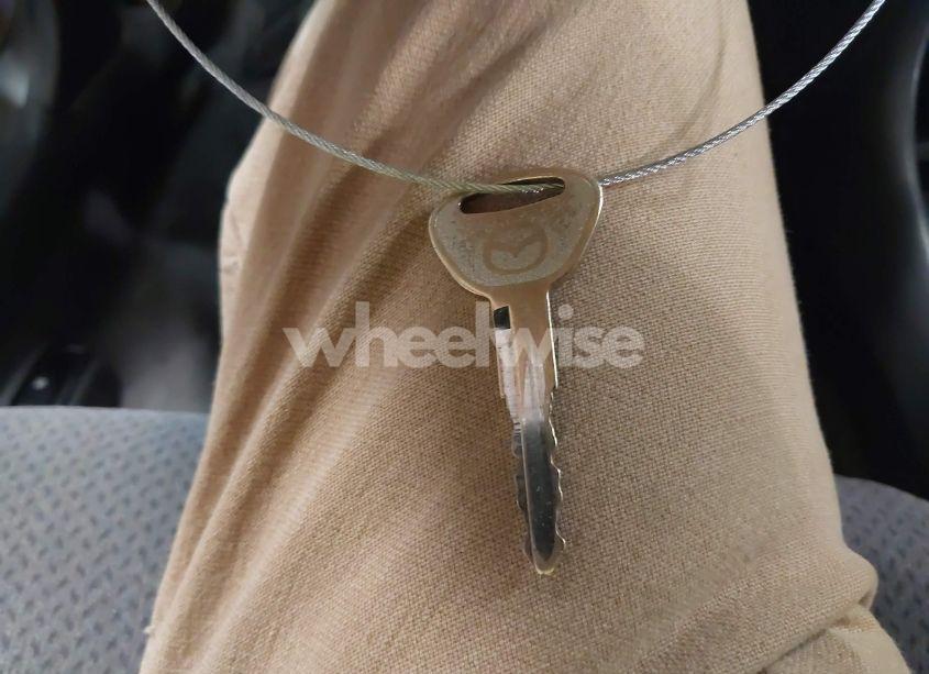 Photo 11 of 2000 Mazda Protege DX/LX (VIN JM1BJ2226Y0206340)