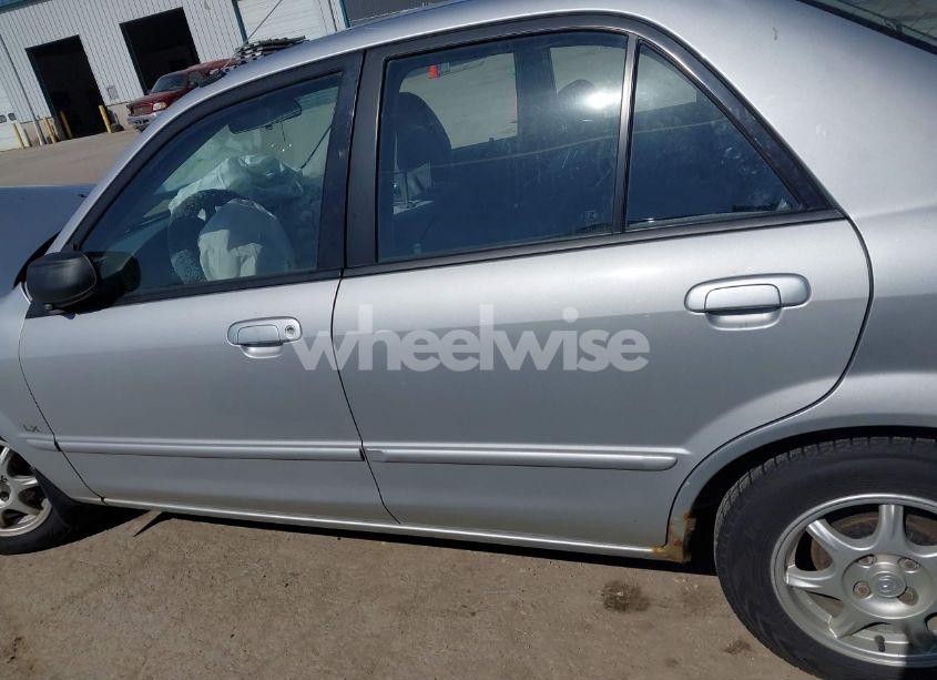 Photo 14 of 2000 Mazda Protege DX/LX (VIN JM1BJ2227Y0240819)