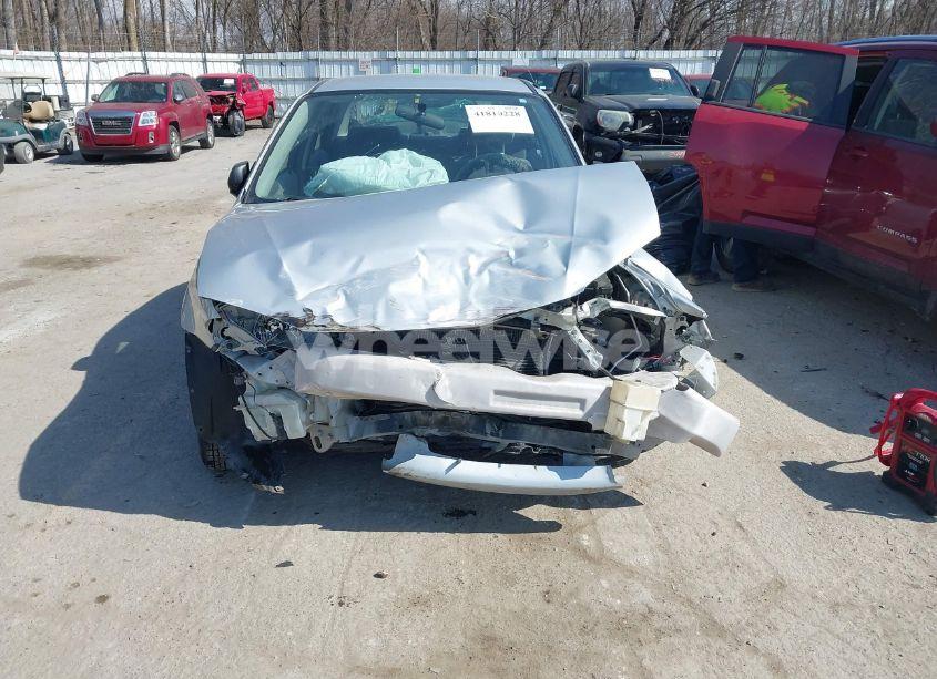 Photo 6 of 2000 Mazda Protege DX/LX (VIN JM1BJ2227Y0240819)