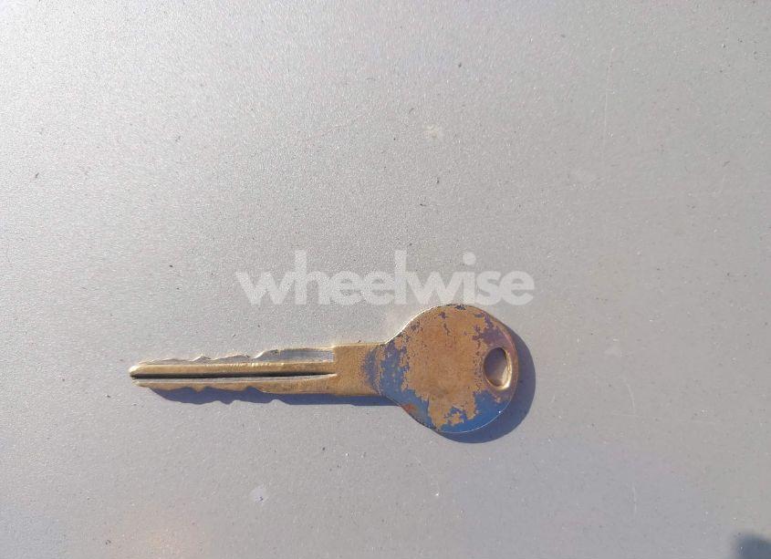 Photo 11 of 2000 Mazda Protege DX/LX (VIN JM1BJ2227Y0295075)