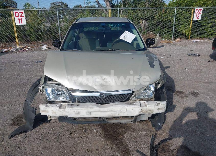 Photo 12 of 2000 Mazda Protege DX/LX (VIN JM1BJ2227Y0295075)