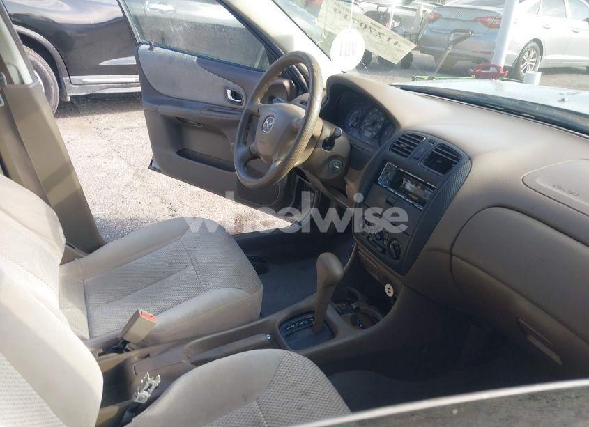 Photo 5 of 2000 Mazda Protege DX/LX (VIN JM1BJ2227Y0295075)