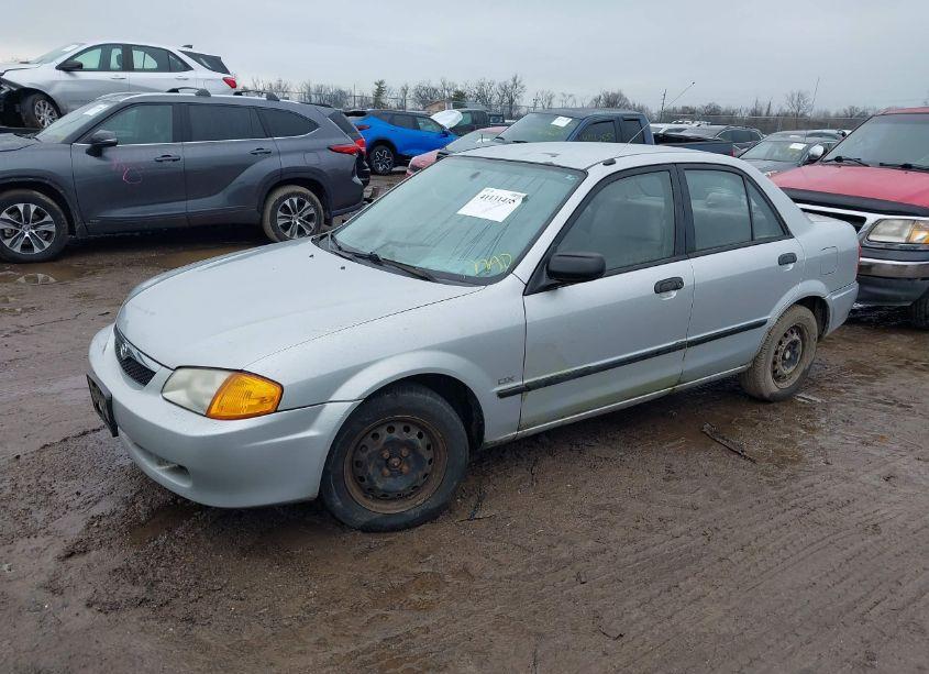 Photo 2 of 2000 Mazda Protege DX/LX (VIN JM1BJ2227YO296243)