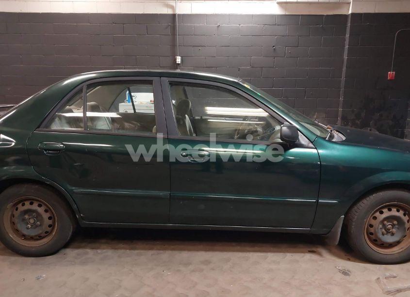 Photo 13 of 2000 Mazda Protege DX/LX (VIN JM1BJ2228Y0208736)