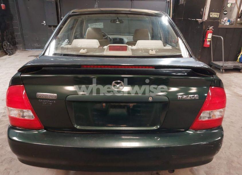 Photo 16 of 2000 Mazda Protege DX/LX (VIN JM1BJ2228Y0208736)