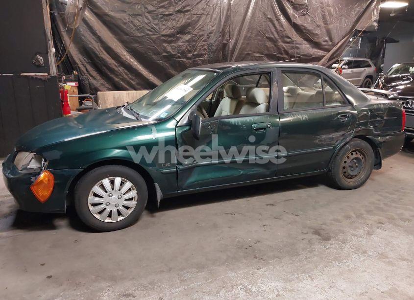 Photo 6 of 2000 Mazda Protege DX/LX (VIN JM1BJ2228Y0208736)