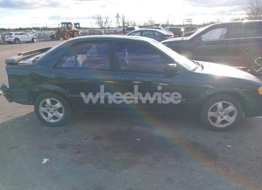 Photo 13 of 2000 Mazda Protege ES (VIN JM1BJ2231Y0263683)