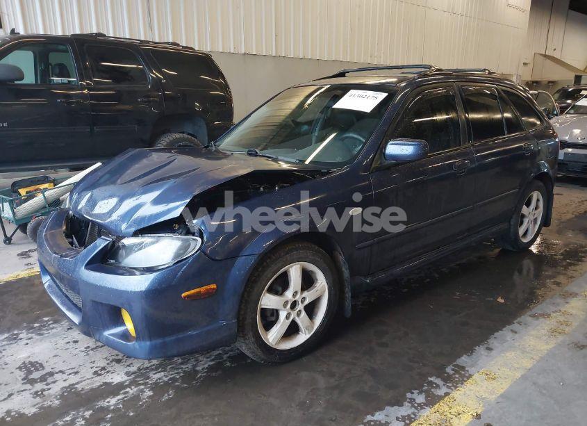 Photo 2 of 2003 Mazda Protege5 N/A (VIN JM1BJ245731157997)