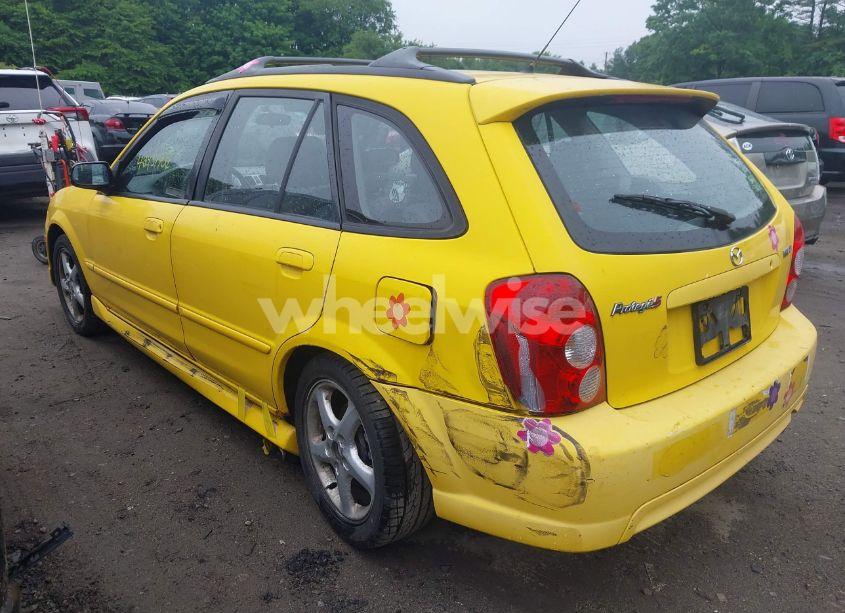 Photo 3 of 2002 Mazda Protege5 N/A (VIN JM1BJ245821533704)