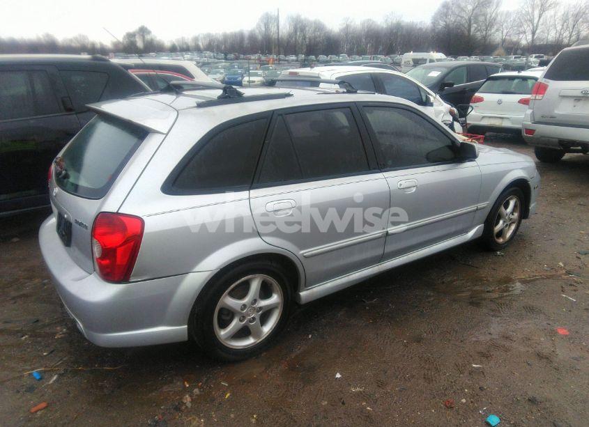 Photo 4 of 2002 Mazda Protege5 BASE (A4)/BASE (M5) (VIN JM1BJ246121495614)