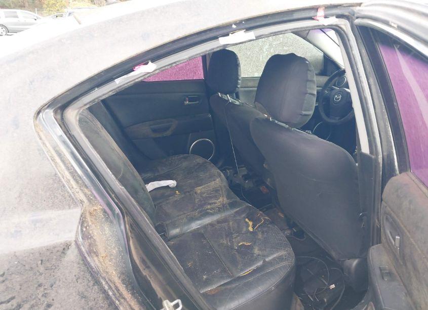 Photo 8 of 2004 Mazda Mazda3 S (VIN JM1BK123141133043)