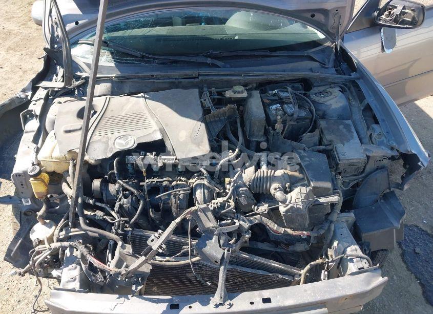 Photo 10 of 2005 Mazda Mazda3 S/SP23 (VIN JM1BK123951244313)