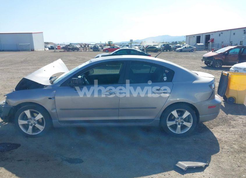 Photo 15 of 2005 Mazda Mazda3 S/SP23 (VIN JM1BK123951244313)