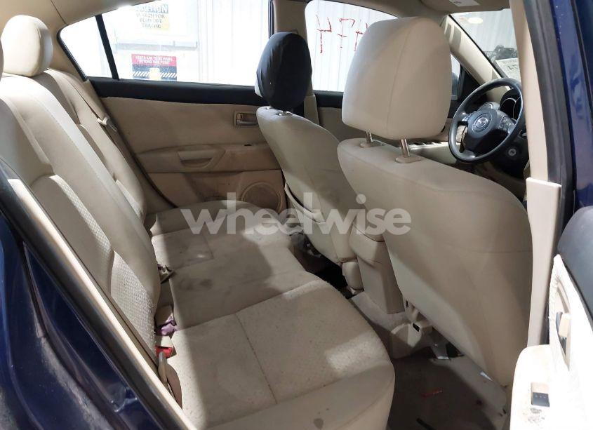 Photo 8 of 2005 Mazda Mazda3 I (VIN JM1BK12F051253783)