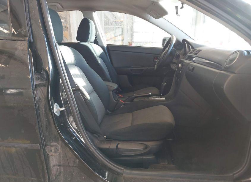 Photo 5 of 2006 Mazda Mazda3 I (VIN JM1BK12F061442192)