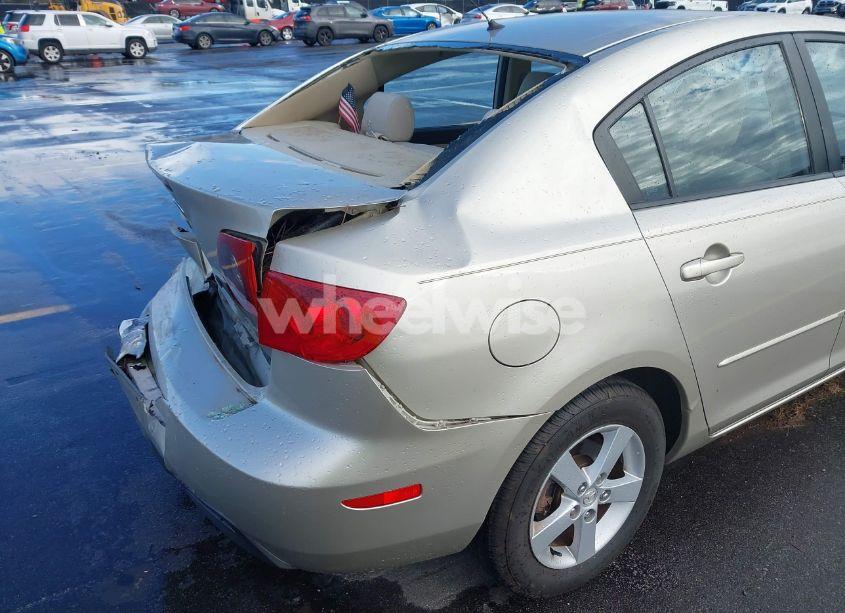 Photo 13 of 2004 Mazda Mazda3 I (VIN JM1BK12F141189090)