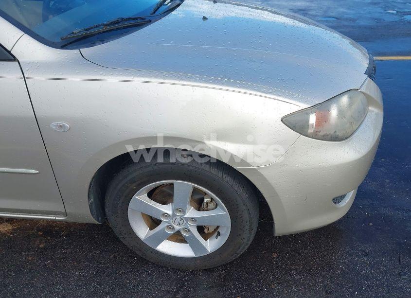 Photo 14 of 2004 Mazda Mazda3 I (VIN JM1BK12F141189090)