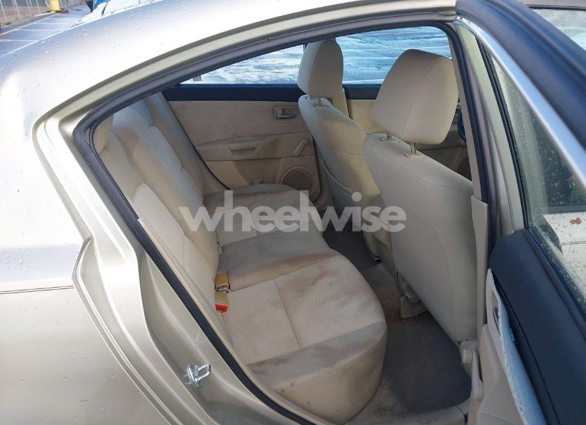 Photo 8 of 2004 Mazda Mazda3 I (VIN JM1BK12F141189090)