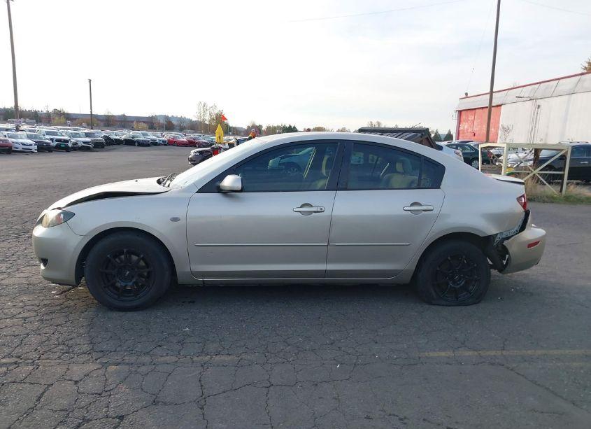 Photo 14 of 2004 Mazda Mazda3 I (VIN JM1BK12F141206647)