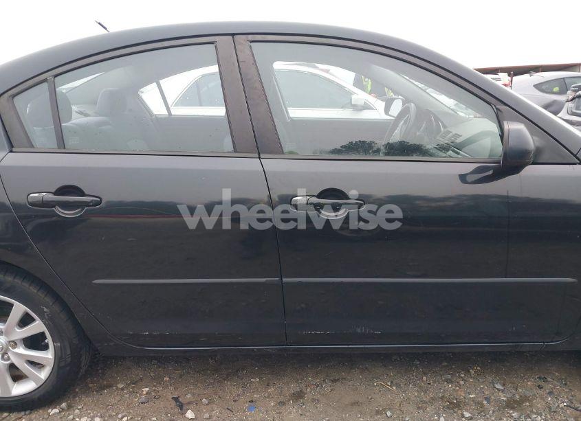 Photo 13 of 2007 Mazda Mazda3 I (VIN JM1BK12F171671224)