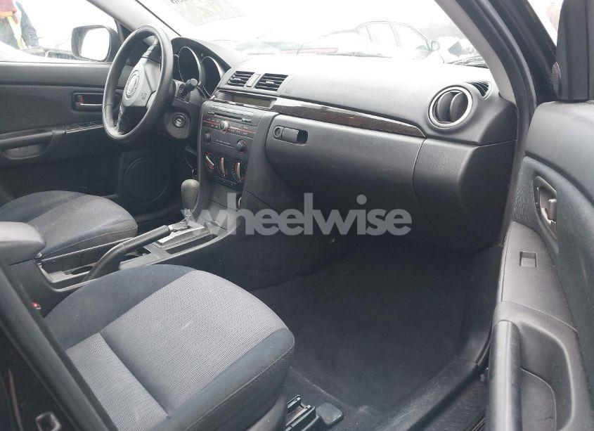 Photo 5 of 2007 Mazda Mazda3 I (VIN JM1BK12F171671224)