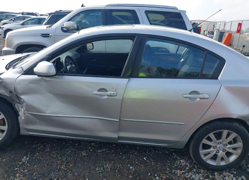 Photo 13 of 2007 Mazda Mazda3 I (VIN JM1BK12F171742972)