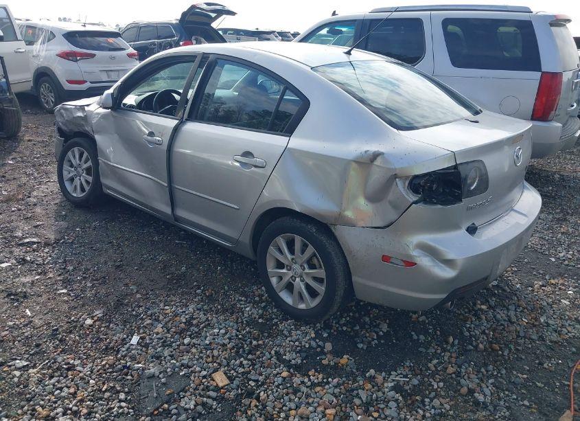 Photo 3 of 2007 Mazda Mazda3 I (VIN JM1BK12F171742972)