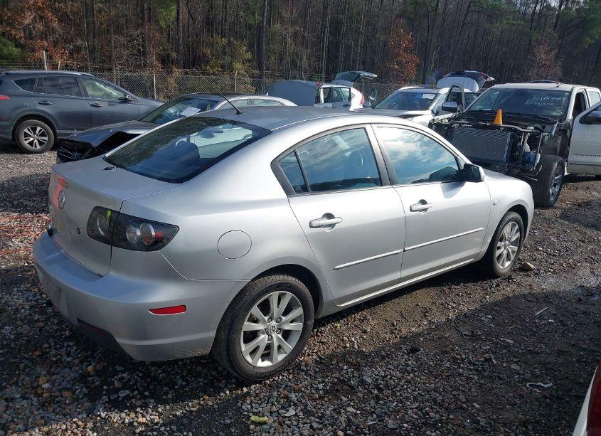 Photo 4 of 2007 Mazda Mazda3 I (VIN JM1BK12F171742972)