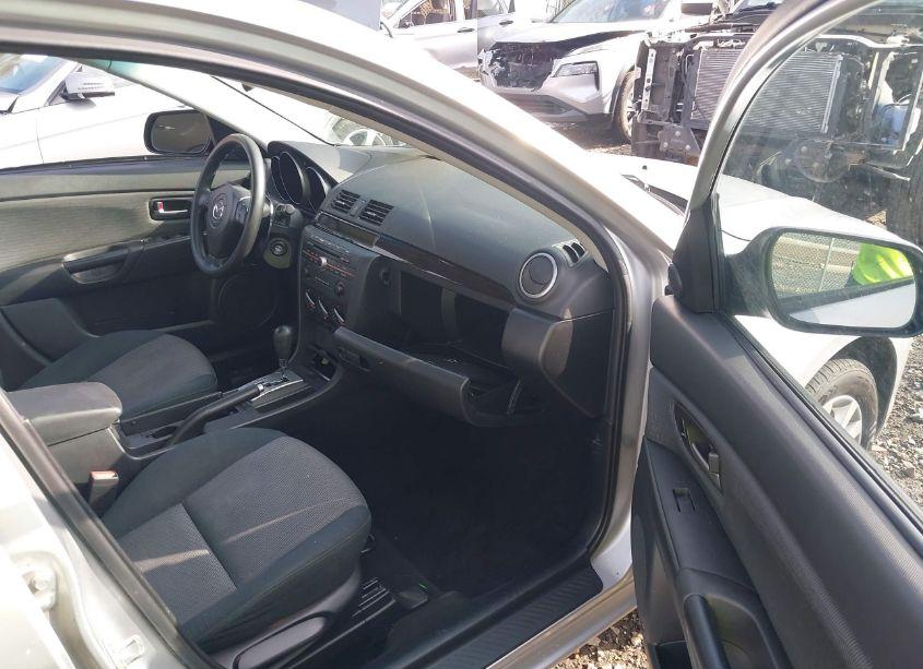 Photo 5 of 2007 Mazda Mazda3 I (VIN JM1BK12F171742972)