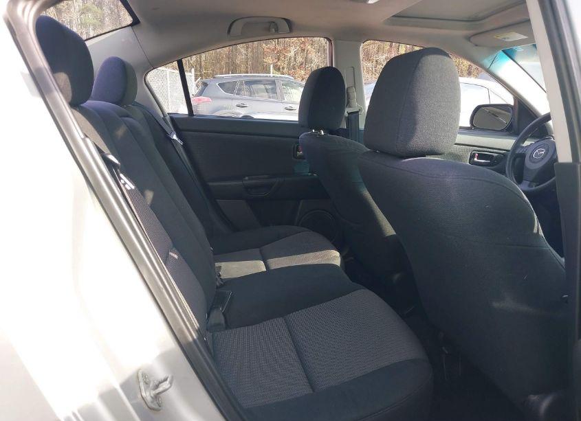 Photo 8 of 2007 Mazda Mazda3 I (VIN JM1BK12F171742972)