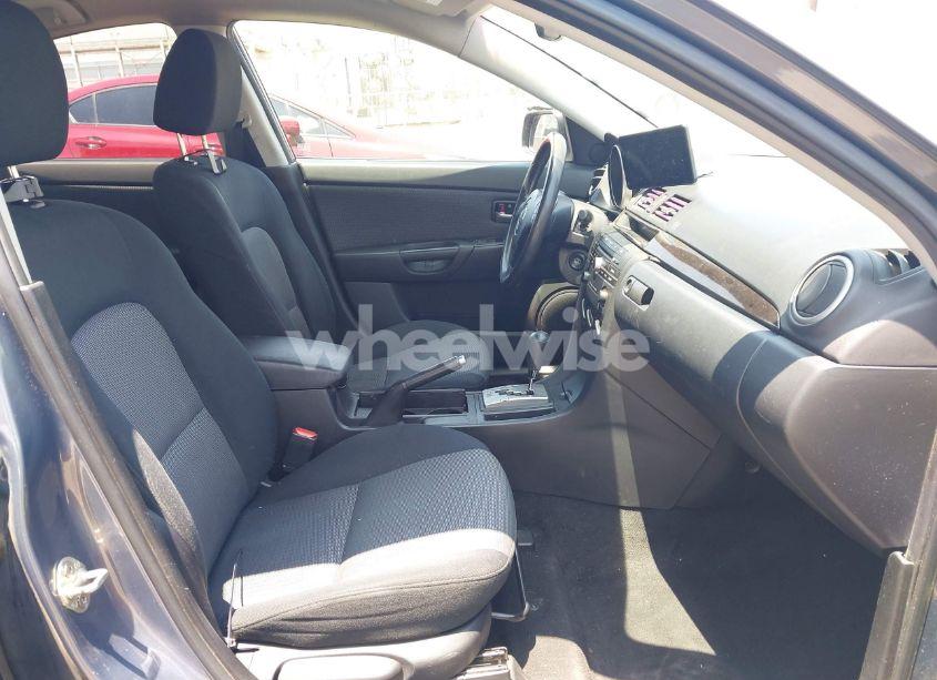 Photo 5 of 2008 Mazda Mazda3 I (VIN JM1BK12F181816974)