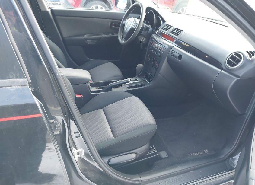Photo 5 of 2006 Mazda Mazda3 I (VIN JM1BK12F261483794)