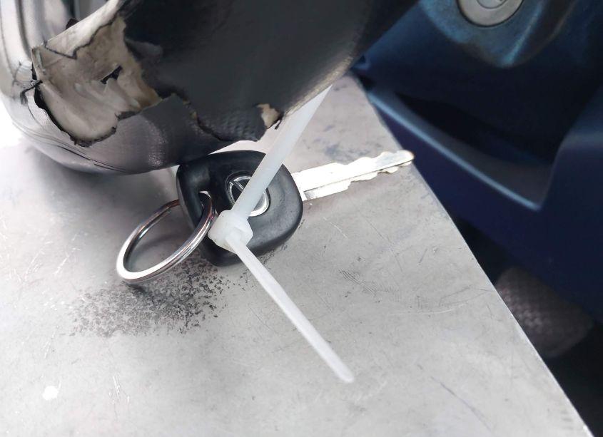 Photo 11 of 2006 Mazda Mazda3 I (VIN JM1BK12F261526398)